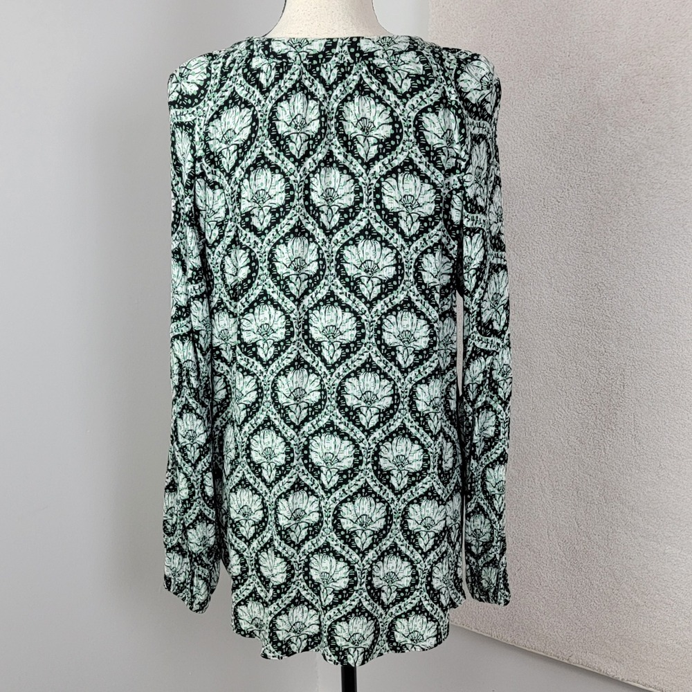 White House Black Market Blouse Women L Mint Green Damask Print Long Sleeve Top - Picture 3 of 14